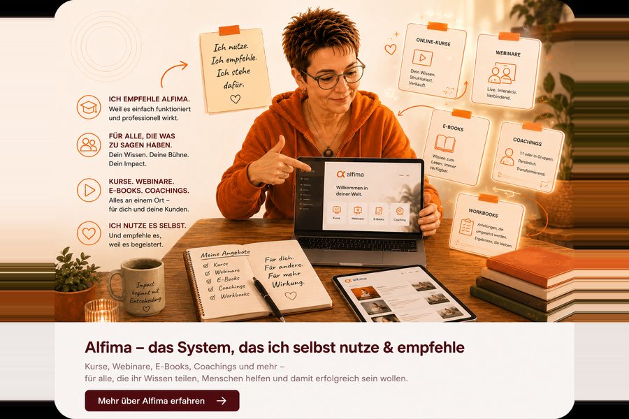 Kerstin sitzt mit Laptop am Tisch und zeigt auf die Alfima-Oberfläche, daneben Kacheln für Online-Kurse, Webinare, E-Books und Coachings