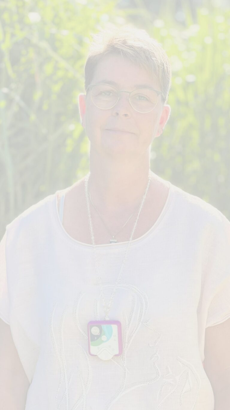Meine Arbeit mit Healy: warum ich Frequenzen in der Tierheilpraxis nutze